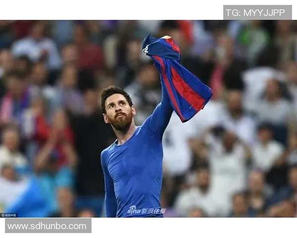 足球明星独特手势揭秘与精彩瞬间的完美转场展示